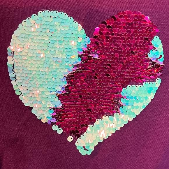 Wonder Nation long sleeve t-shirt w/ white & purple sequin heart & bottom ruffle - Picture 3 of 4